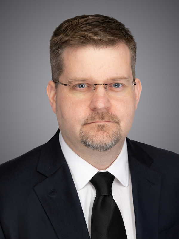 Benjamin Chase Headshot