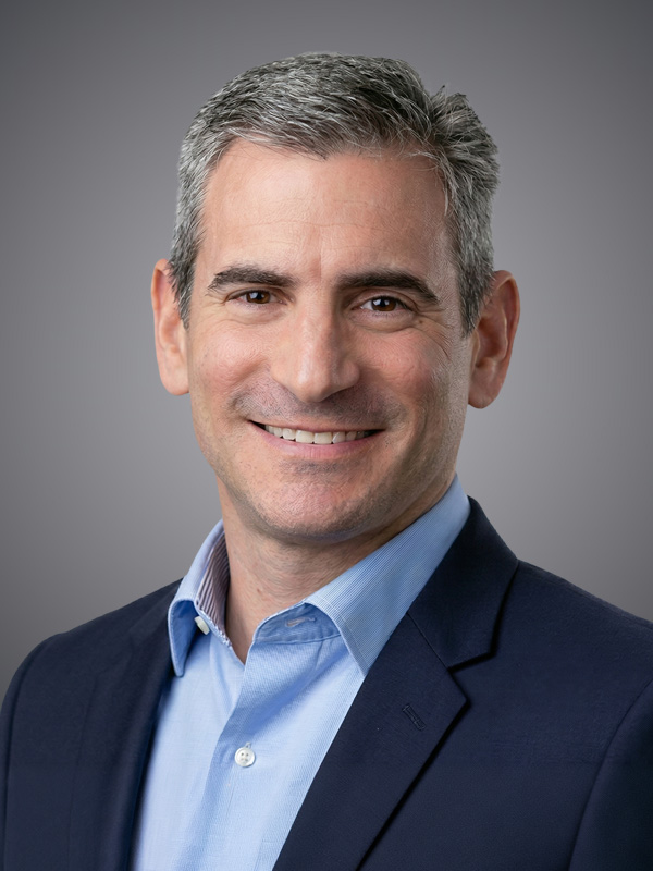 Michael Savitz Headshot